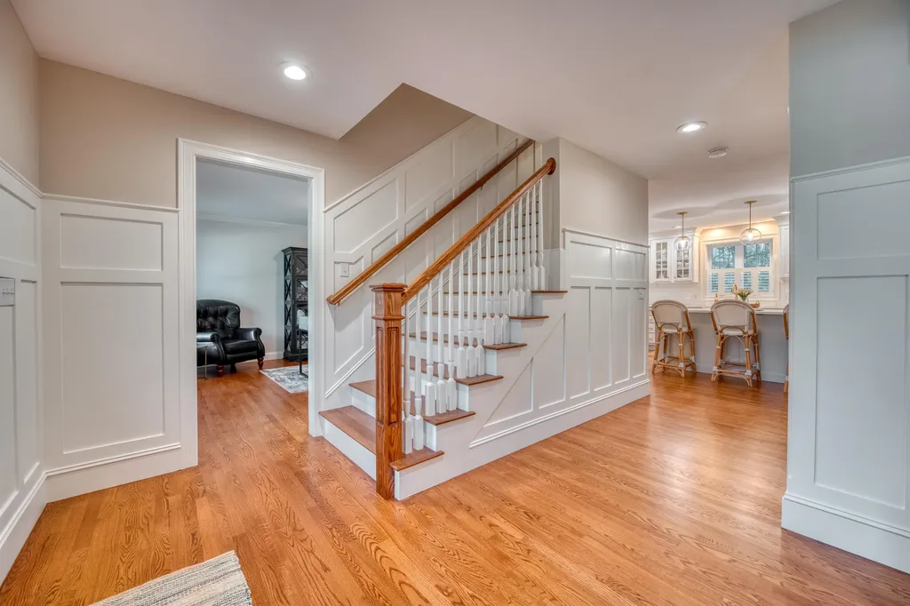 9 Carriage Hill Lane Dover NH 03820