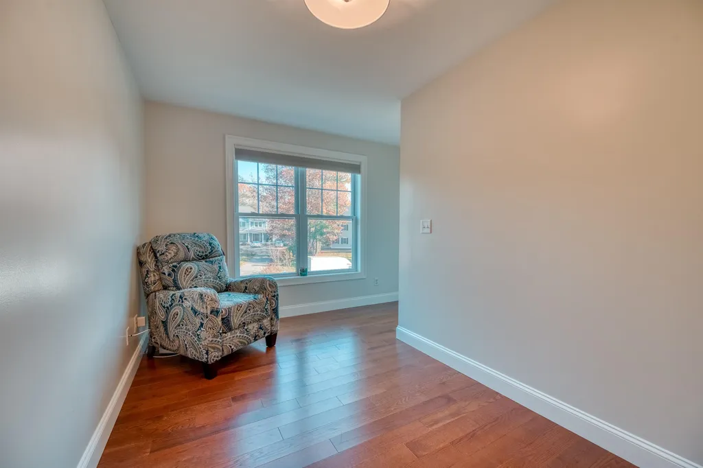 9 Carriage Hill Lane Dover NH 03820