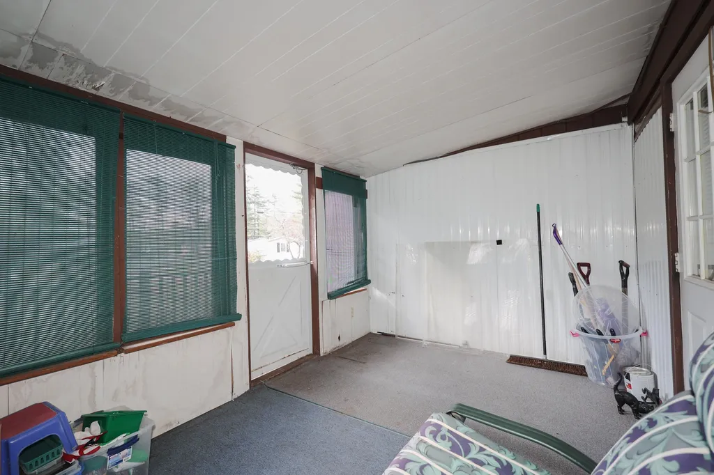 17 Mark Street Nashua NH 03062