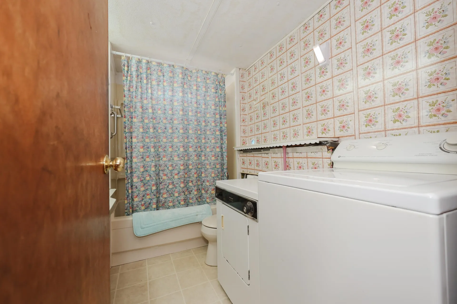 17 Mark Street Nashua NH 03062