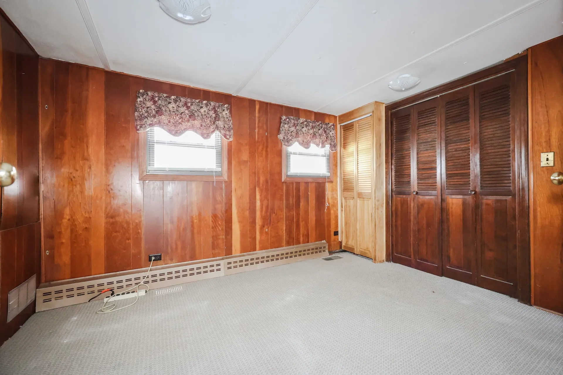 17 Mark Street Nashua NH 03062
