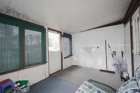 17 Mark Street Nashua NH 03062