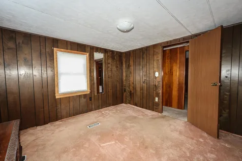 17 Mark Street Nashua NH 03062