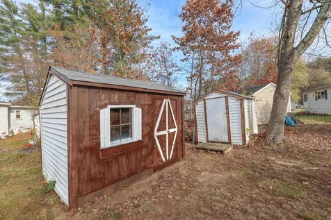 17 Mark Street Nashua NH 03062