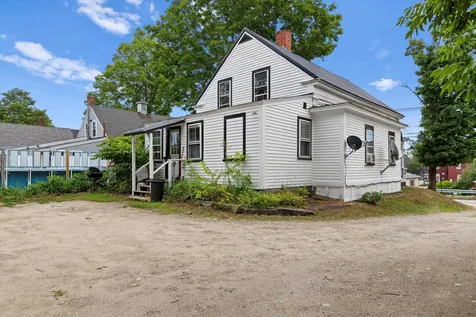 19 Grove Street Farmington NH 03835