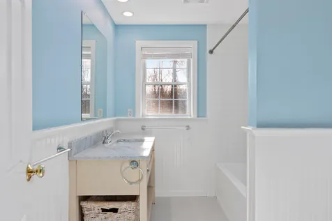 55 Hayden Circle Hampton NH 03842