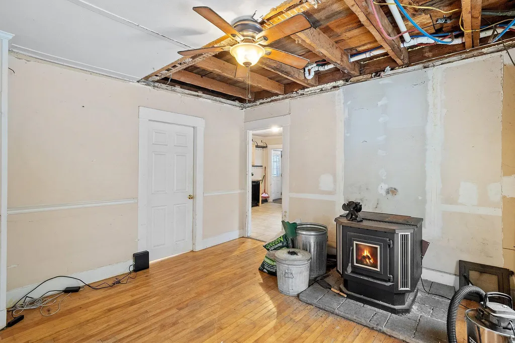 17 Mill Street Tilton NH 03276