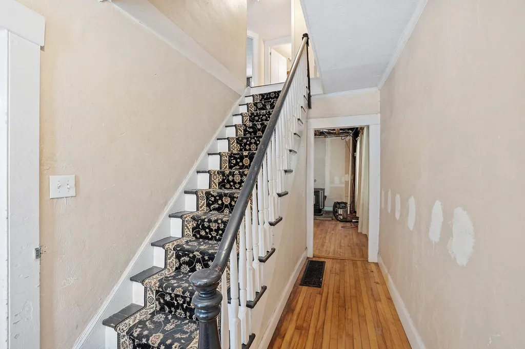 17 Mill Street Tilton NH 03276