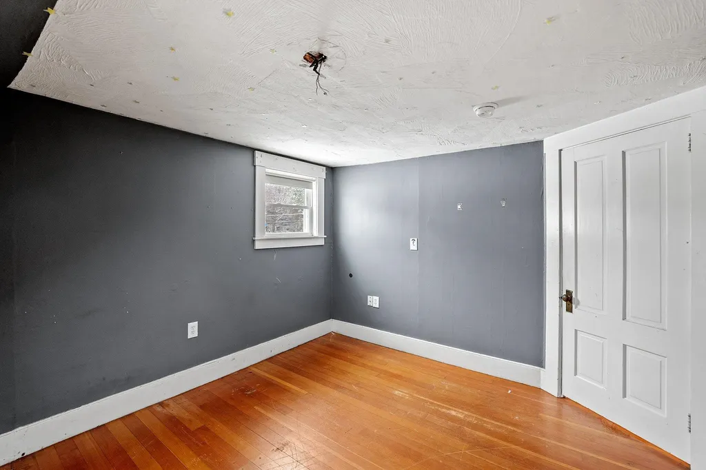 17 Mill Street Tilton NH 03276