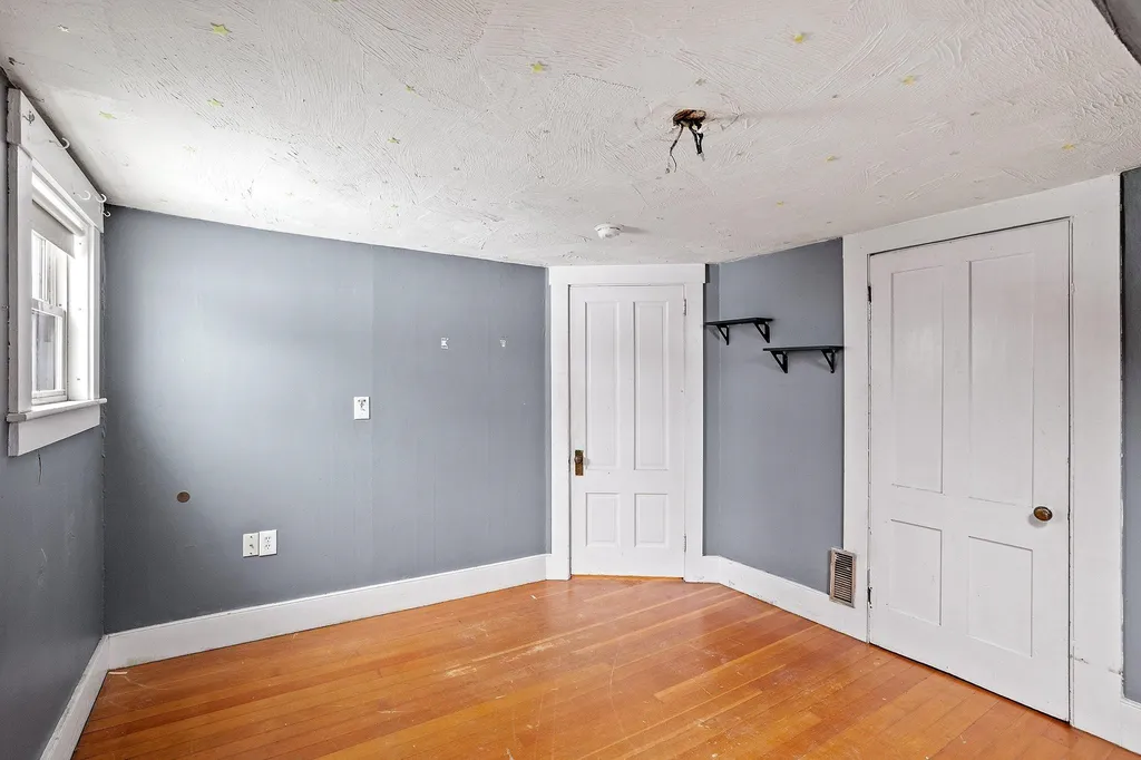 17 Mill Street Tilton NH 03276