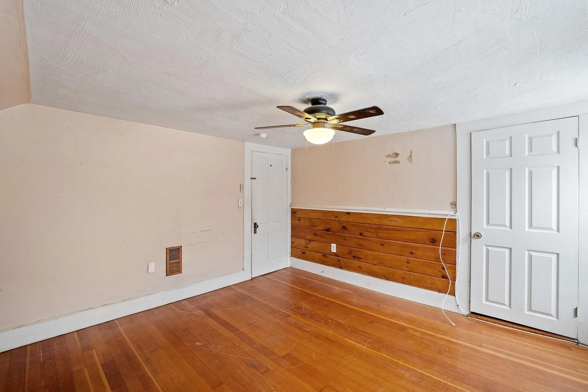 17 Mill Street Tilton NH 03276
