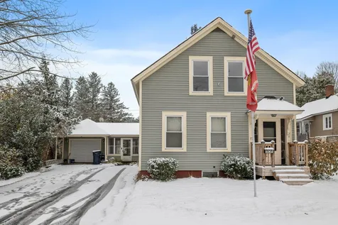 17 Mill Street Tilton NH 03276