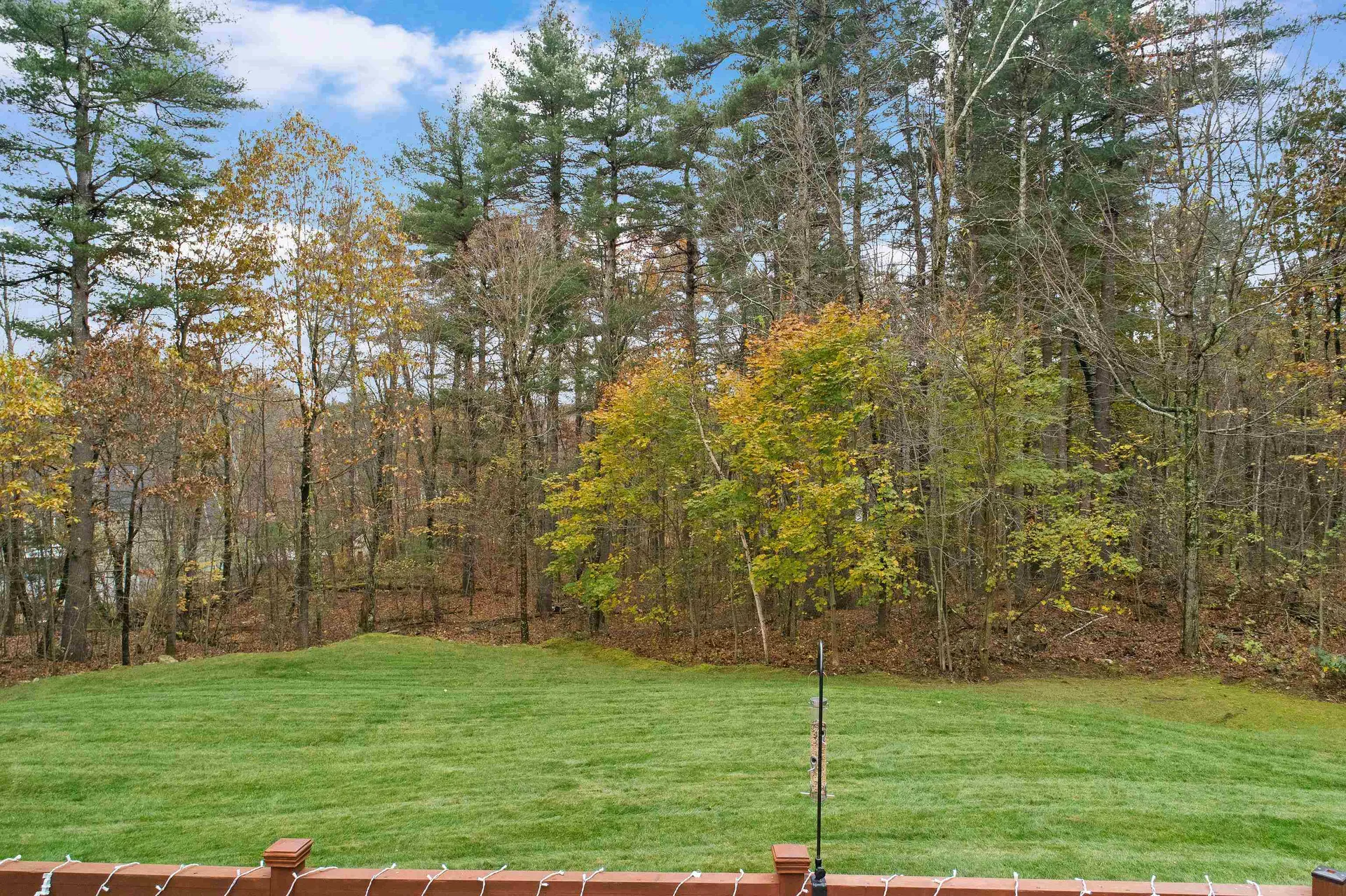 53 Lawrence Road Hudson NH 03051