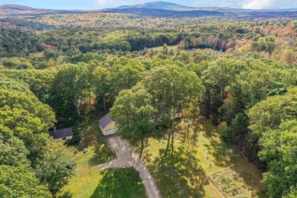 247 Reid Road Francestown NH 03043