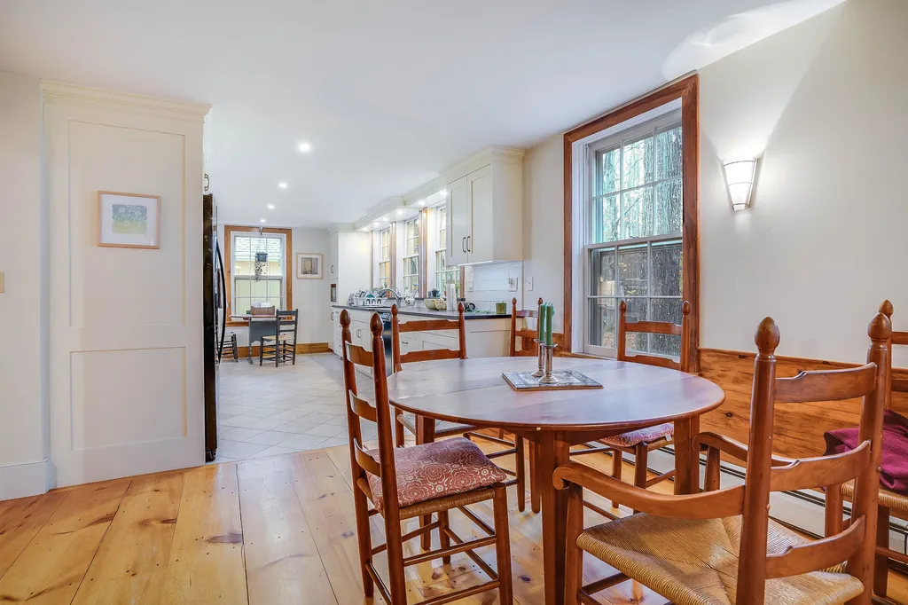 247 Reid Road Francestown NH 03043