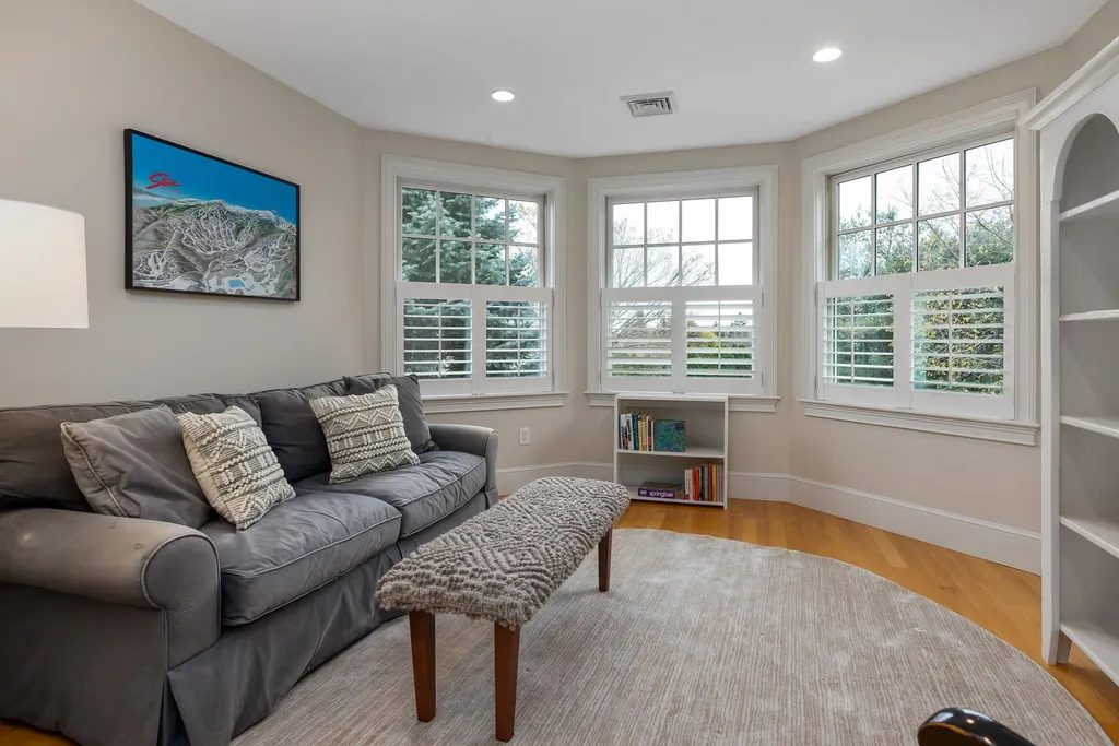 20 Brigham Lane Portsmouth NH 03801