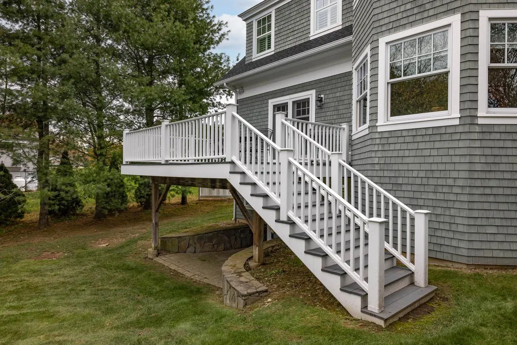 20 Brigham Lane Portsmouth NH 03801