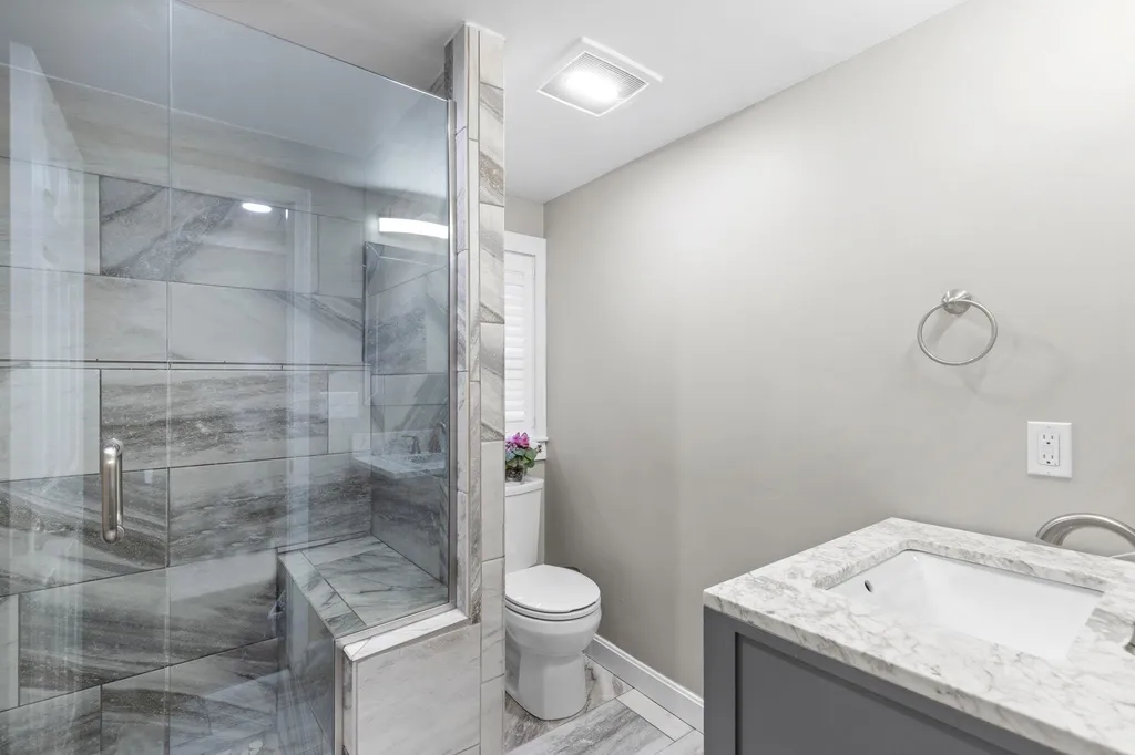 36 Dogtown Road Exeter NH 03833