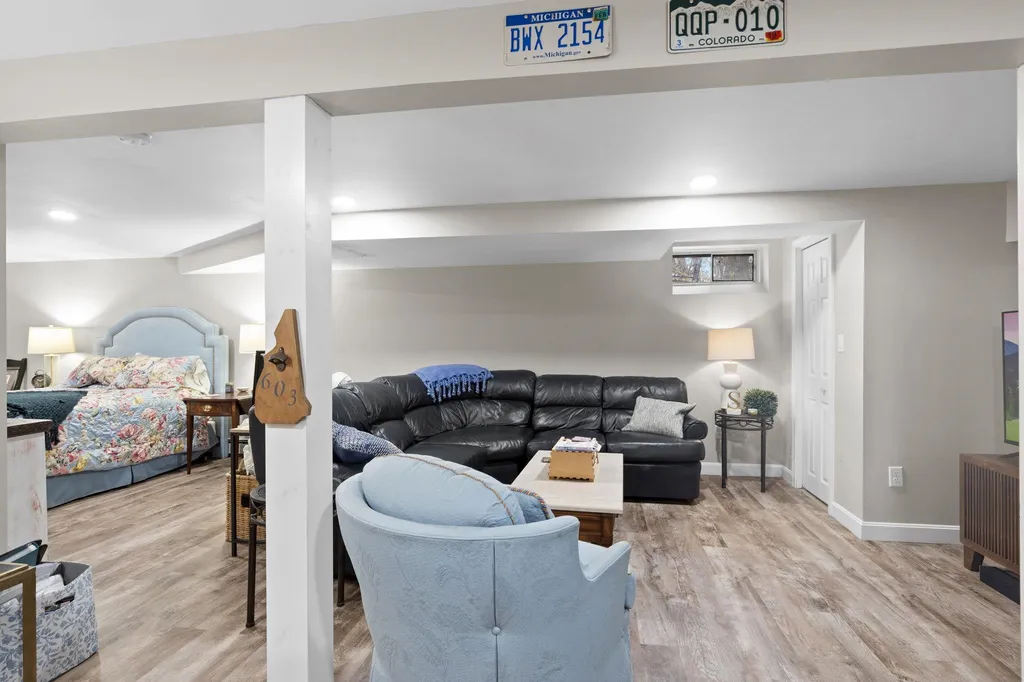 36 Dogtown Road Exeter NH 03833