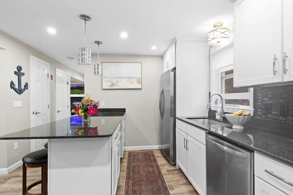 36 Dogtown Road Exeter NH 03833