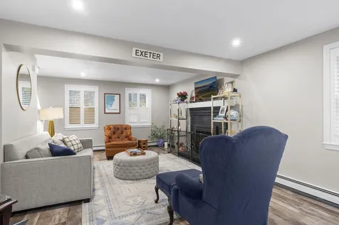 36 Dogtown Road Exeter NH 03833