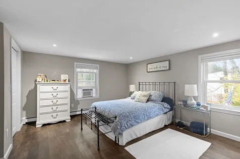 36 Dogtown Road Exeter NH 03833