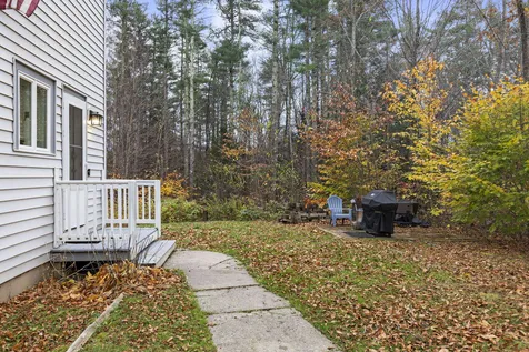 36 Dogtown Road Exeter NH 03833