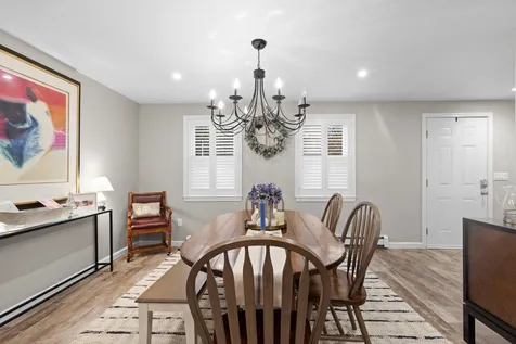 36 Dogtown Road Exeter NH 03833