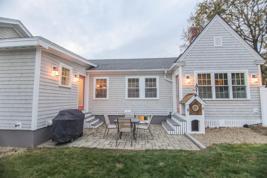 4 Chesley Street Dover NH 03820