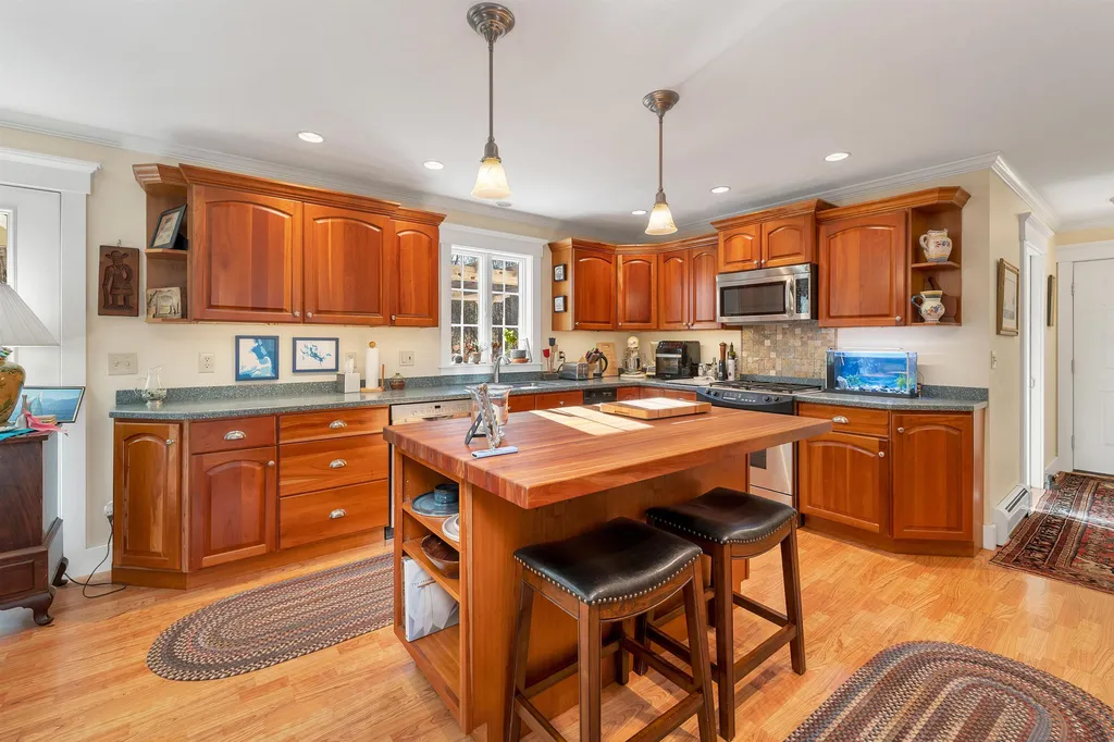 9 Bennett Farm Road Tuftonboro NH 03853