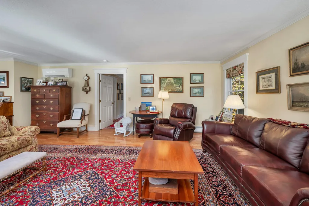 9 Bennett Farm Road Tuftonboro NH 03853
