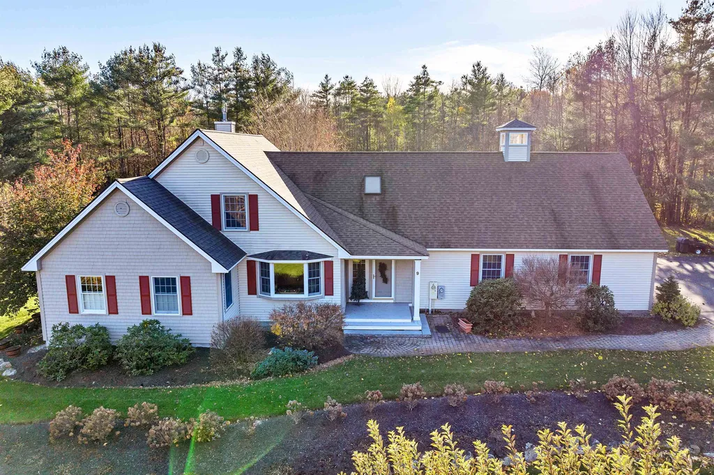 9 Bennett Farm Road Tuftonboro NH 03853