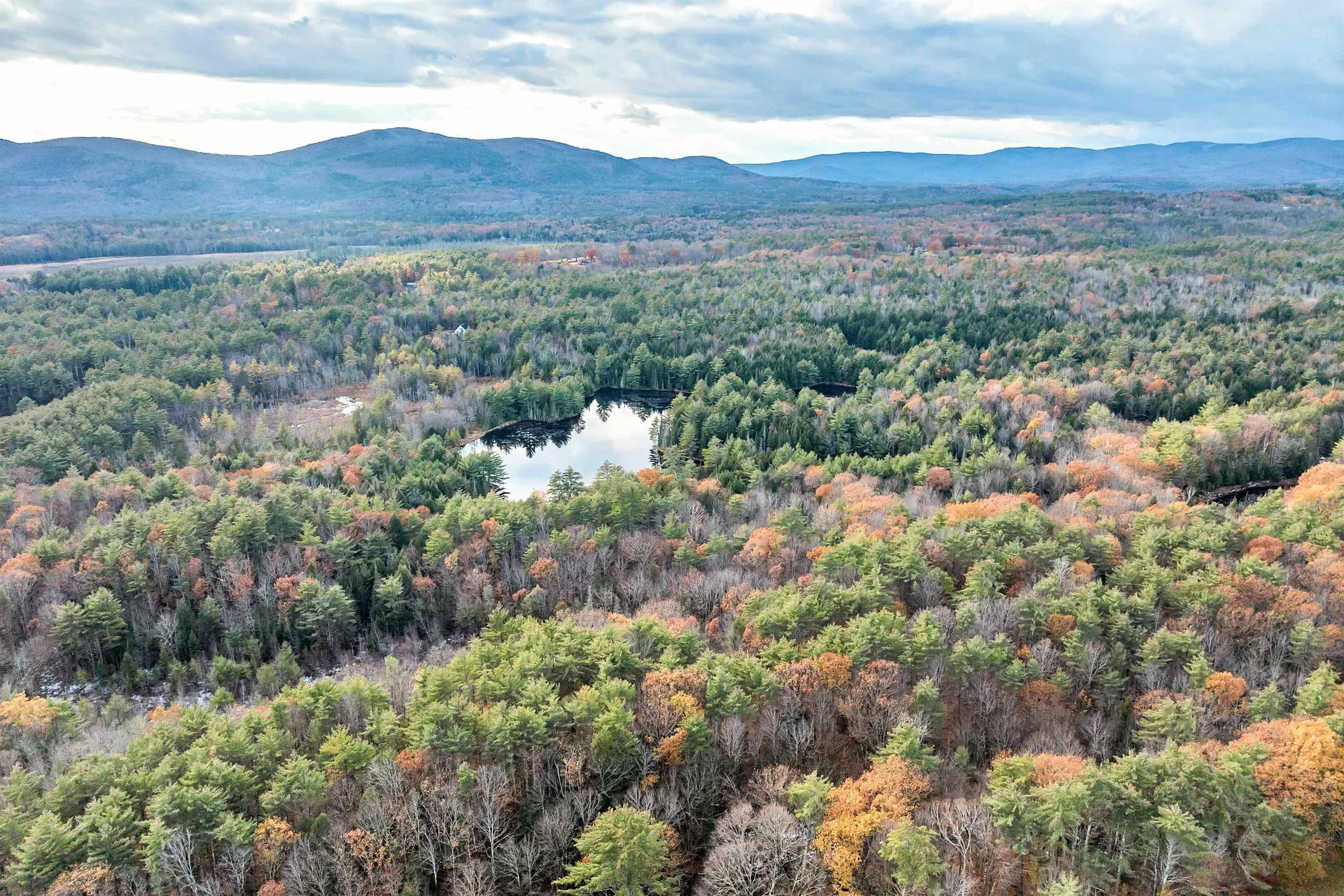 62 Whittier Highway Sandwich NH 03227