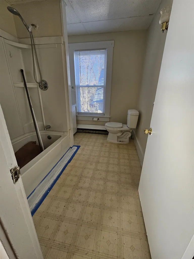 119B Franklin Street Franklin NH 03235