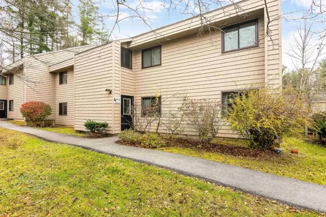 51 Hawthorne Circle South Burlington VT 05403