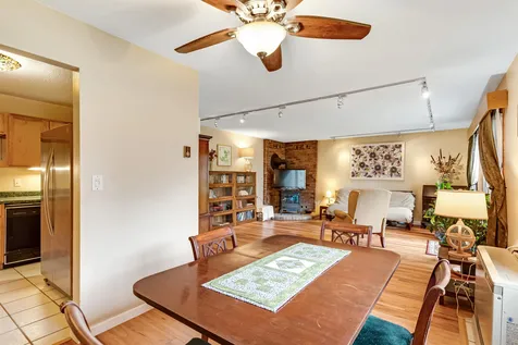 51 Hawthorne Circle South Burlington VT 05403