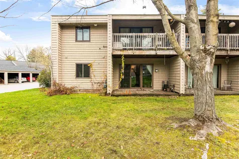 51 Hawthorne Circle South Burlington VT 05403