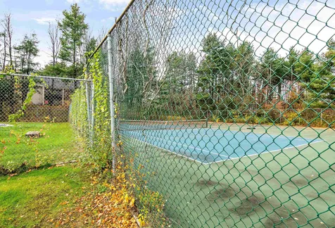 51 Hawthorne Circle South Burlington VT 05403