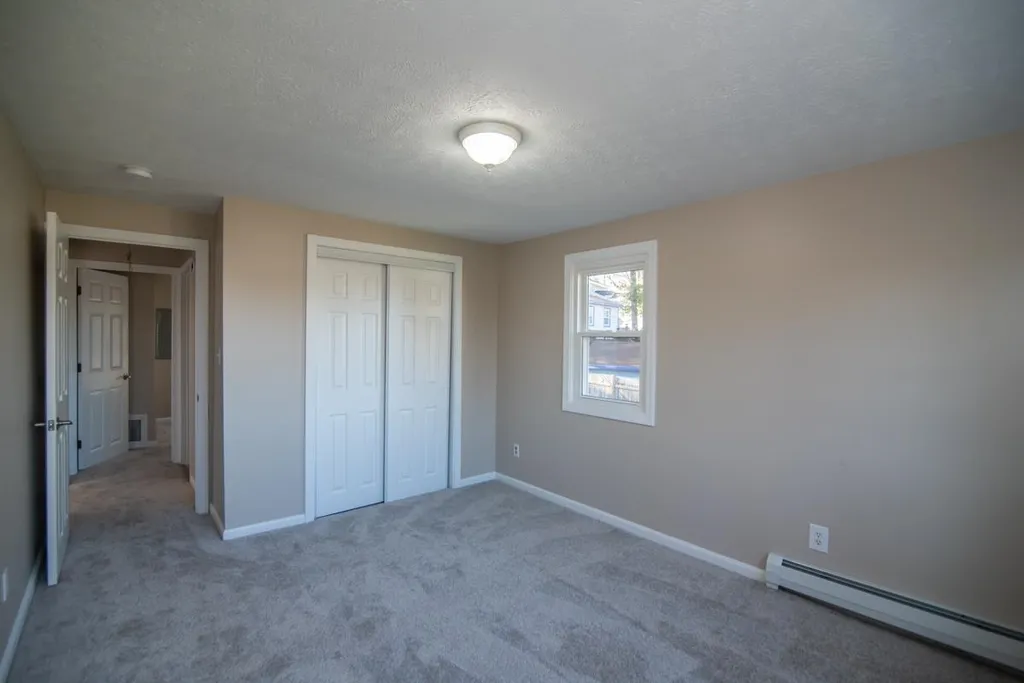 14 Babscott Lane Kingston NH 03848