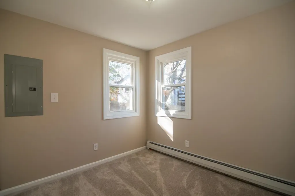 14 Babscott Lane Kingston NH 03848