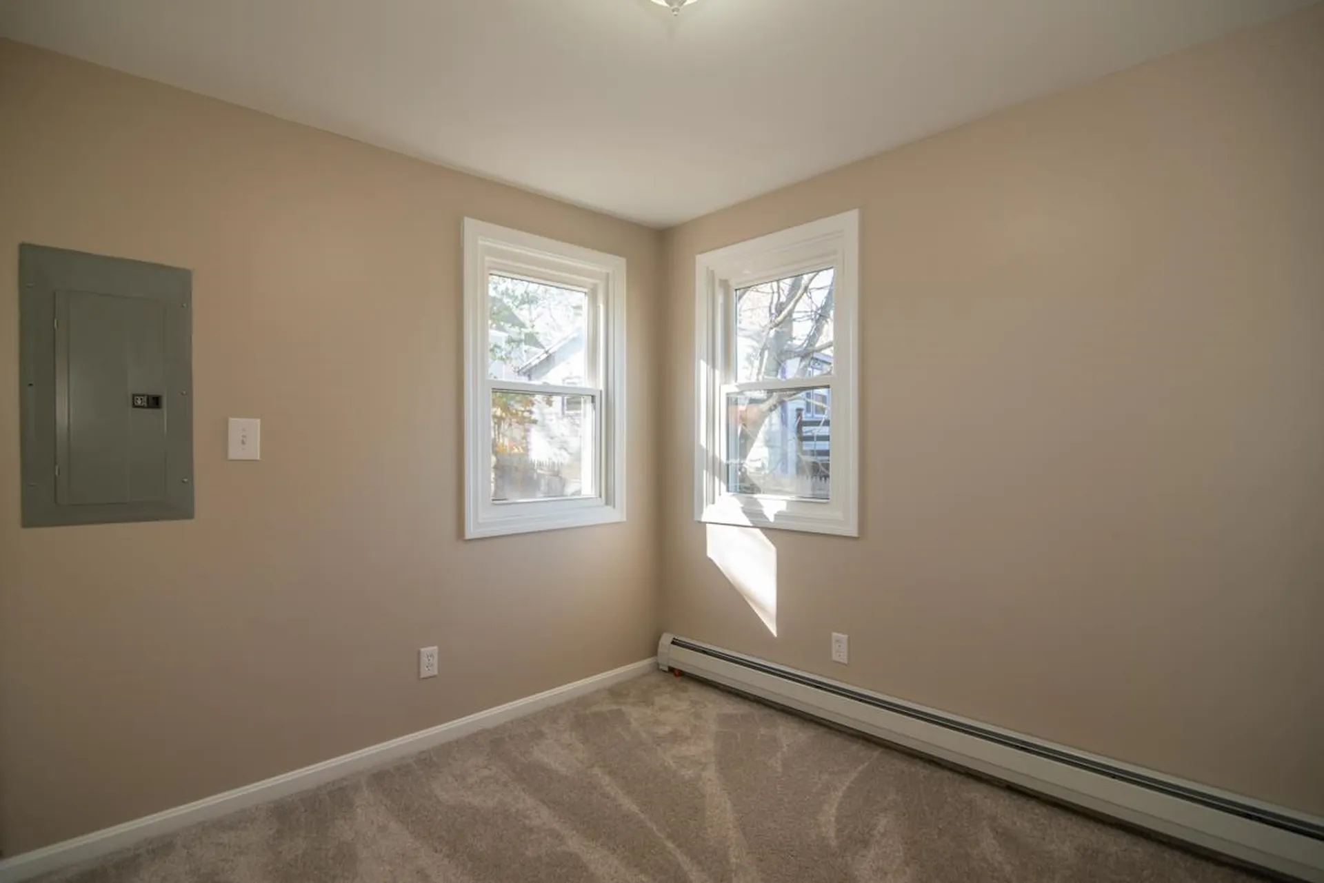 14 Babscott Lane Kingston NH 03848