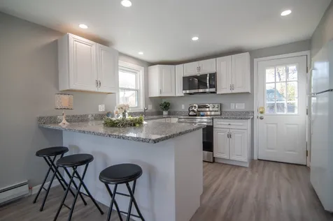 14 Babscott Lane Kingston NH 03848