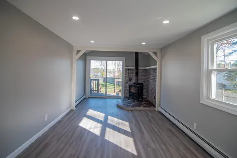 14 Babscott Lane Kingston NH 03848