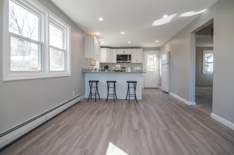 14 Babscott Lane Kingston NH 03848