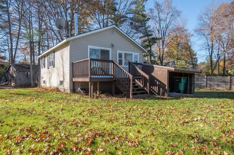 14 Babscott Lane Kingston NH 03848