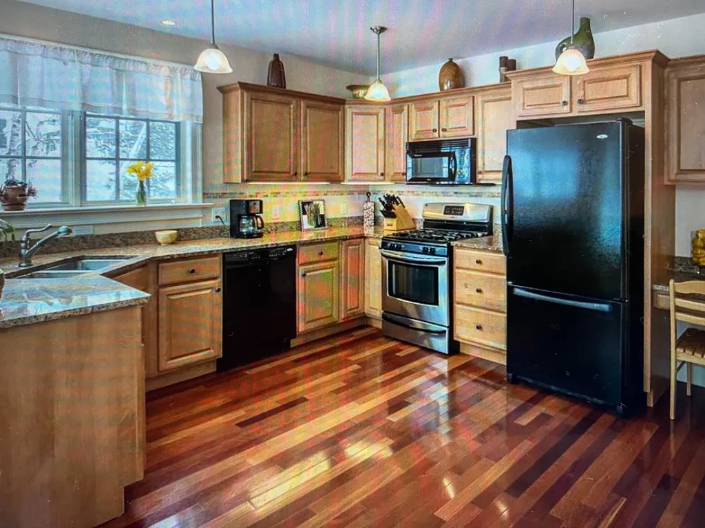 11 Baynes Road Plainfield NH 03770