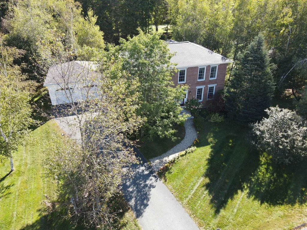 11 Baynes Road Plainfield NH 03770