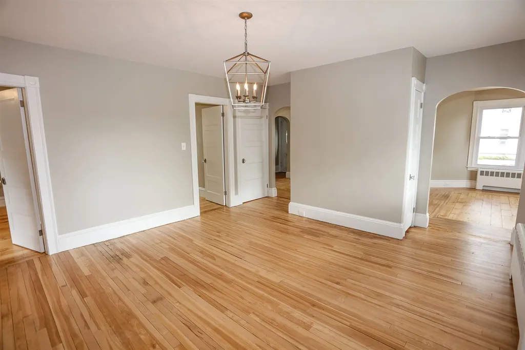 752 Hevey Street Manchester NH 03102
