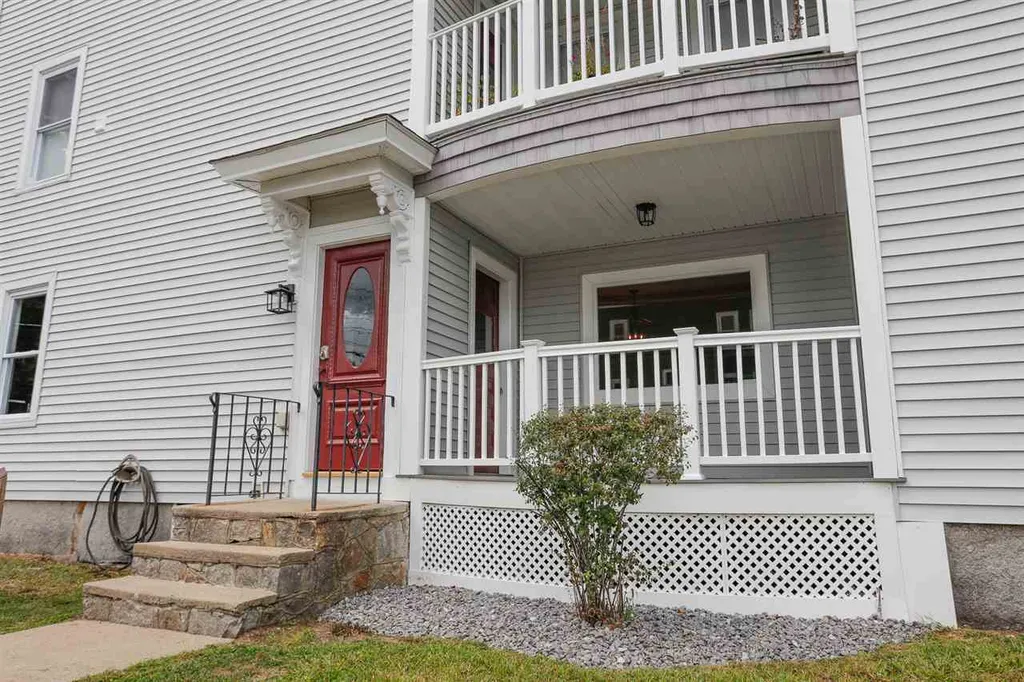 752 Hevey Street Manchester NH 03102