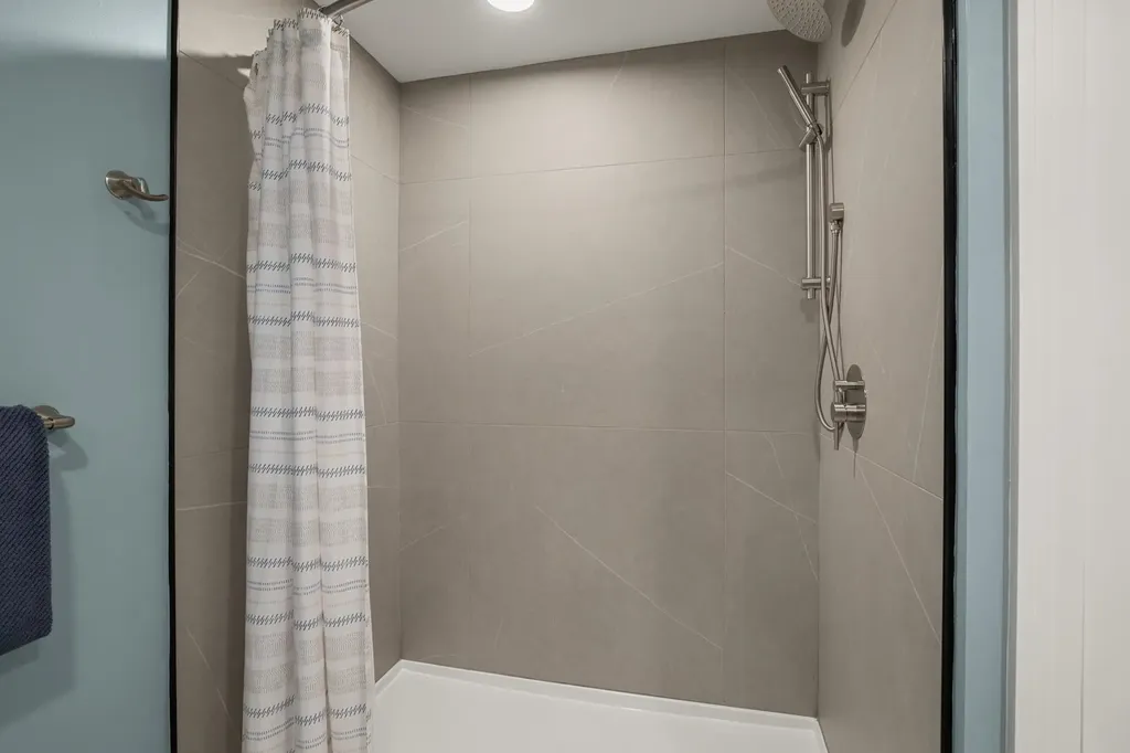 99 Foundry Place Portsmouth NH 03801